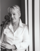 Suzanne Smith